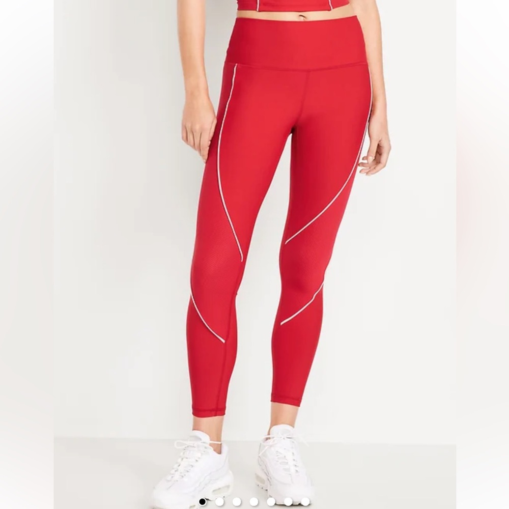 High-Waisted PowerSoft Rib Mix 7/8 Leggings. Color Sanguine
